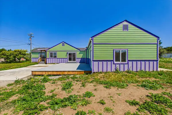 1637 Ocean Drive, McKinleyville, CA 95519