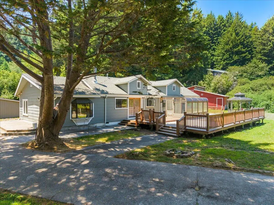 2760 Felt Road, Eureka, CA 95503 - #2