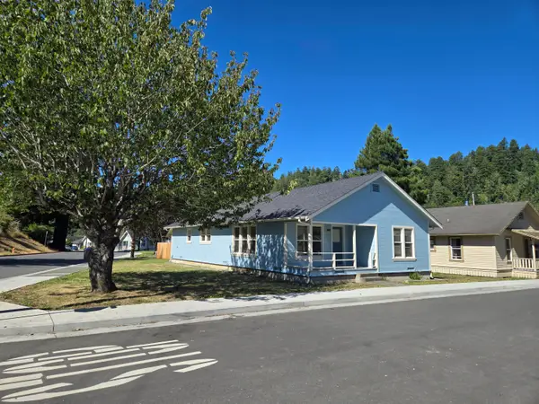 821 8th Street, Scotia, CA 95565