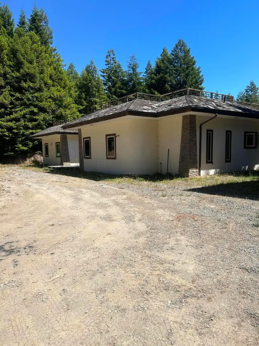 955 Dinsmore Ranch Road, Rio Dell, CA 95562 - #2