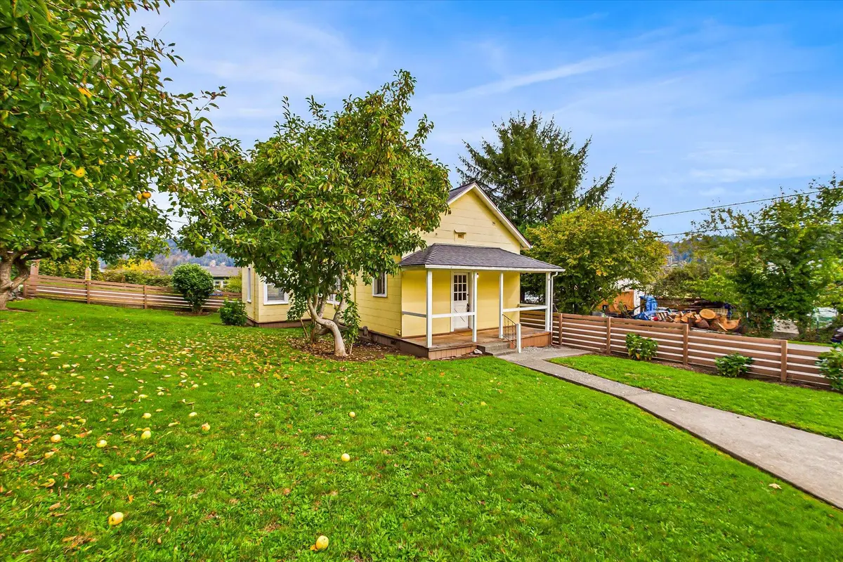 209 Monument Road, Rio Dell, CA 95562 - #1