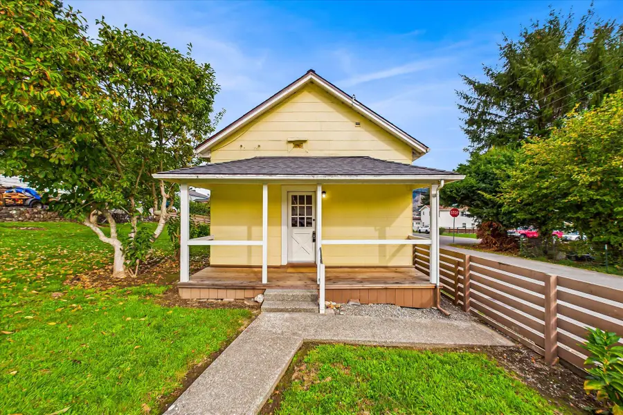 209 Monument Road, Rio Dell, CA 95562 - #3