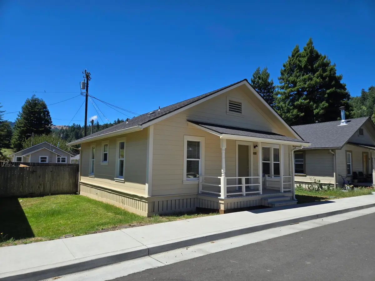 805 7th Street, Scotia, CA 95565 - #1