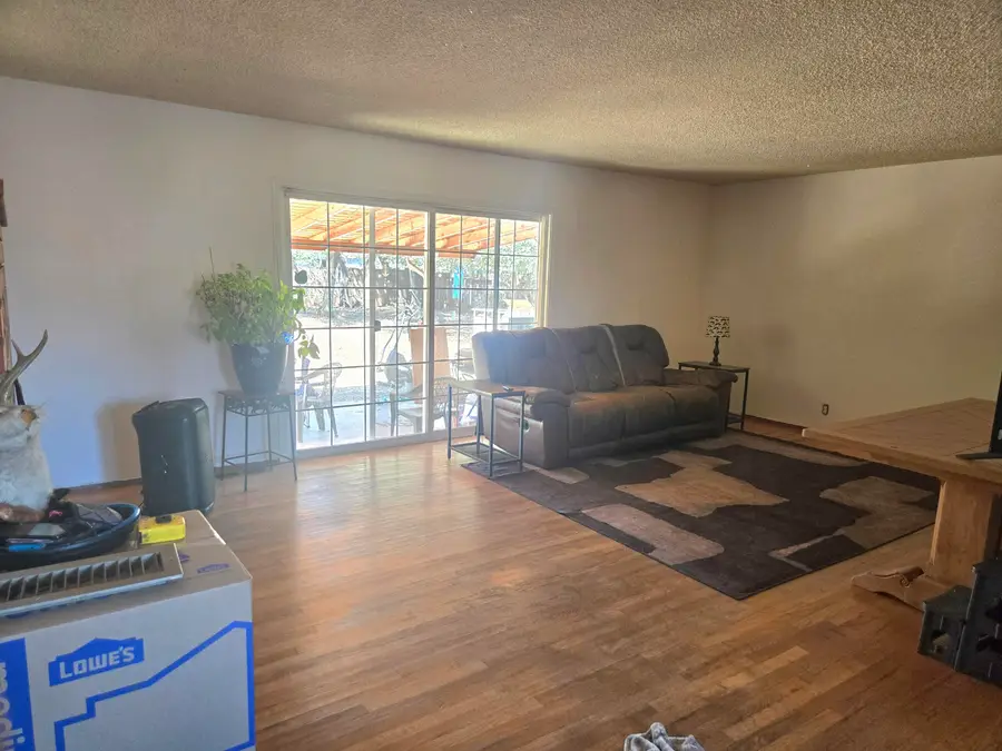 984 Camino Court, Redding, CA 99999 - #3