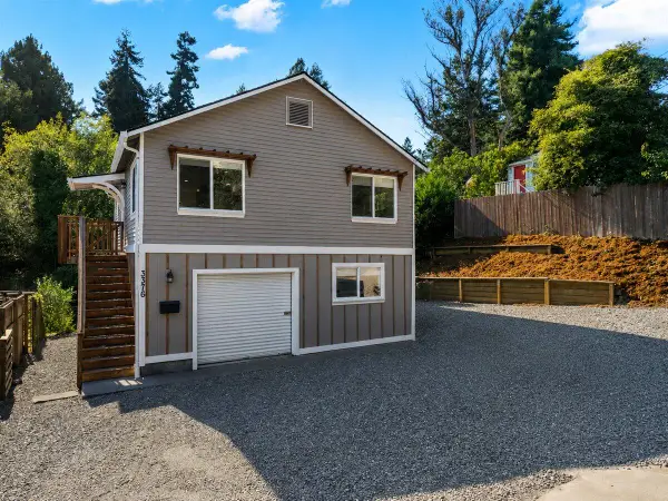 3376 Lowell Street, Eureka, CA 95503