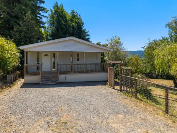 496 Glenwood Lane, Blue Lake, CA 95525