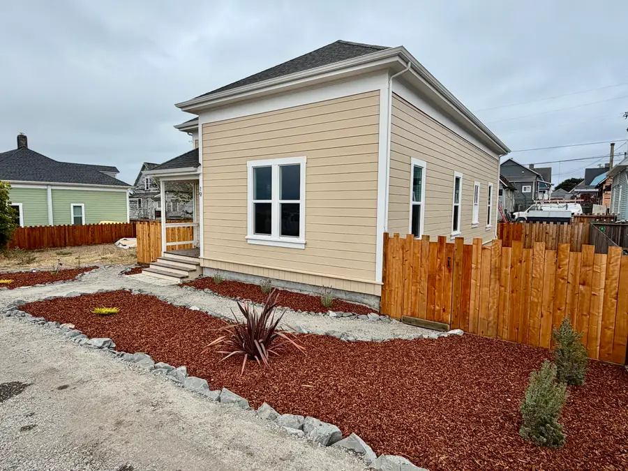 19 Bayview Avenue, Samoa Peninsula, CA 95564 - #2