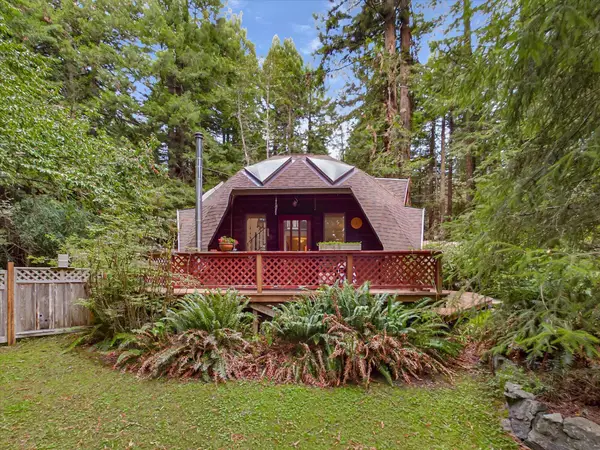 2670 Fickle Hill Road, Arcata, CA 95521