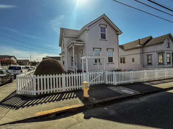201 W Del Norte Street, Eureka, CA 95501