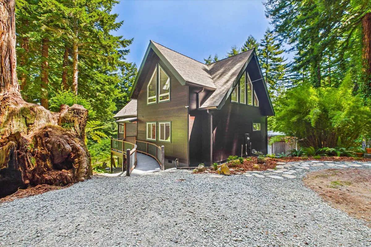 3167 Pigeon Point Road, Eureka, CA 95503 - #1