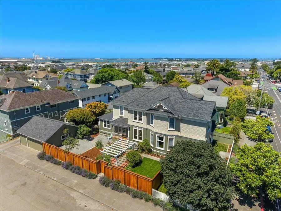 1456 C Street, Eureka, CA 95501 - #2