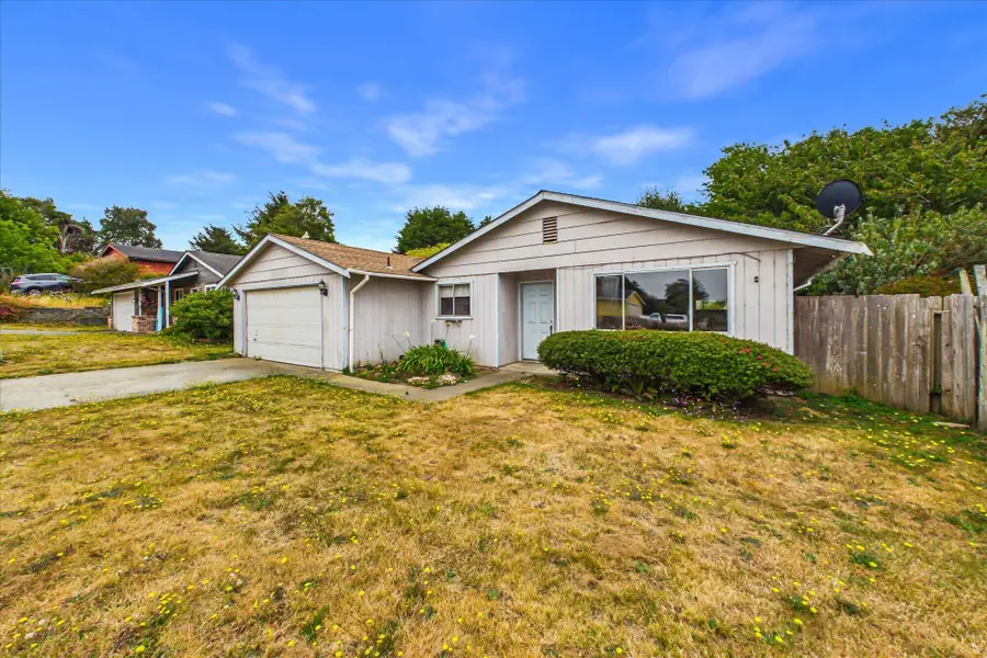 1732 Holly Drive, McKinleyville, CA 95519 - #3