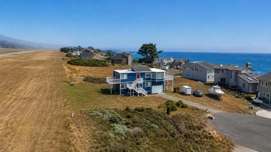 16 Sail Court, Shelter Cove, CA 95589 - #2
