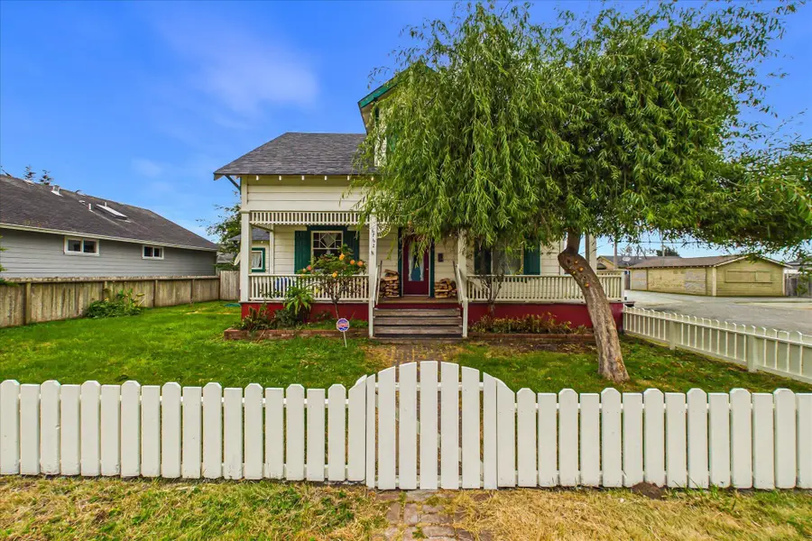 6762 Harrison Avenue, Fields Landing, CA 95537 - #2