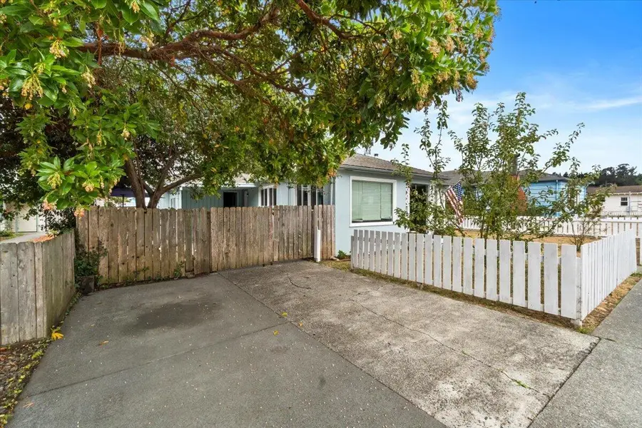 380 12th Street, Fortuna, CA 95540 - #3