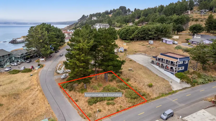 240 Wave Drive, Shelter Cove, CA 95589 - #2
