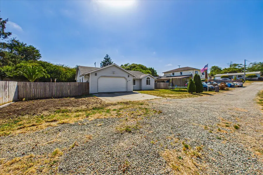 1081 Lloyd Street, Eureka, CA 95503 - #3
