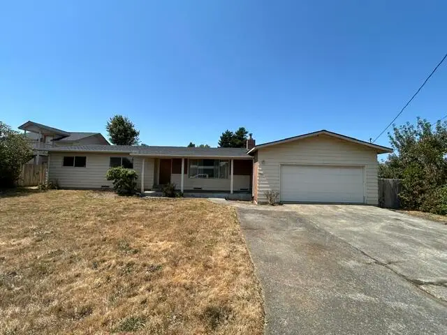 3850 Glenwood Street, Myrtletown, CA 95501 - #2