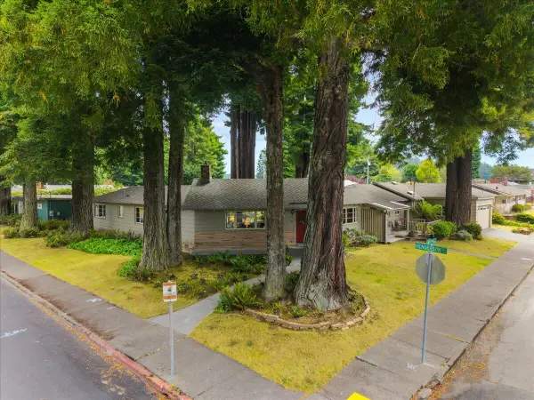 1604 Henderson Street, Eureka, CA 95501