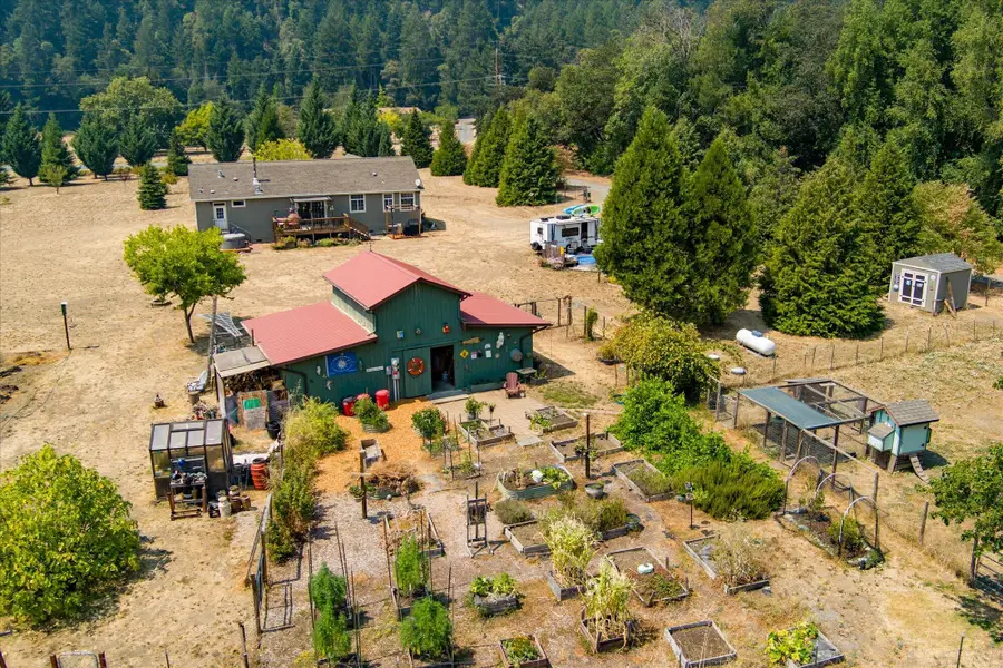 1735 Highway 96, Willow Creek, CA 95573 - #3