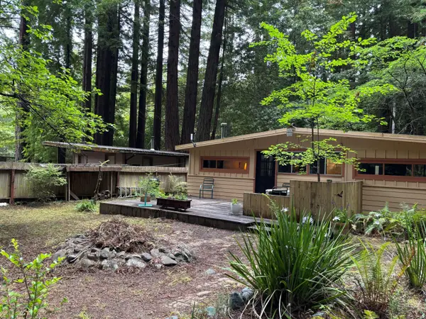 801 Riverside Park #39 Road, Carlotta, CA 95528