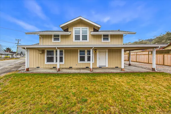 45 Davis Street, Rio Dell, CA 95562