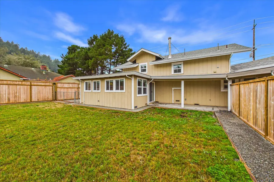 45 Davis Street, Rio Dell, CA 95562 - #2