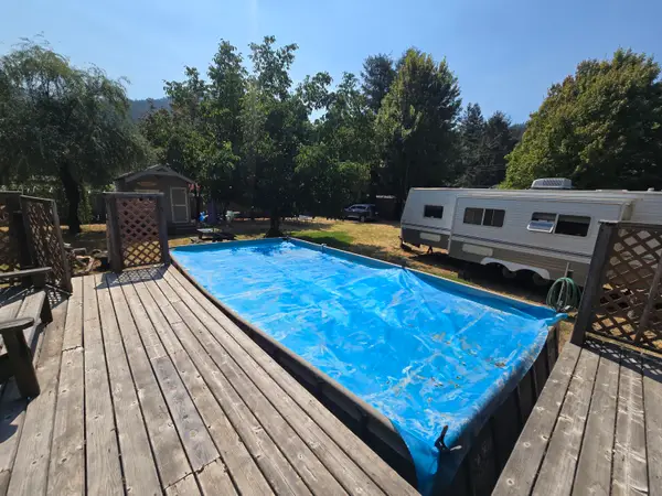 520 Boy Scout Road, Myers Flat, CA 95554