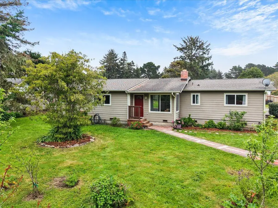 1783 Vine Avenue, McKinleyville, CA 95519 - #3