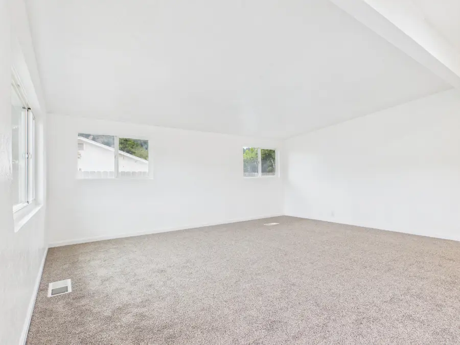 680 Gunnerson Lane, Rio Dell, CA 95562 - #3