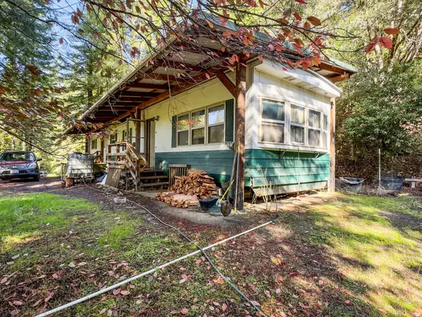 1000 Elk Creek Road, Myers Flat, CA 95554