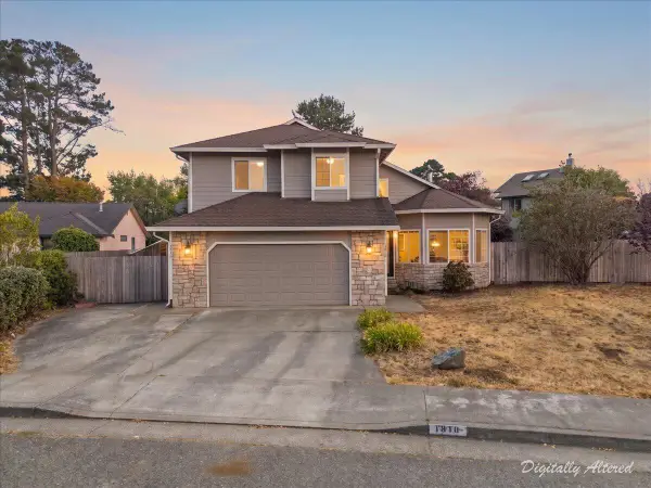 1810 Heartwood Drive, McKinleyville, CA 95519