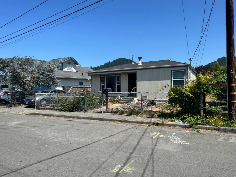 350 2nd Avenue, Rio Dell, CA 95562 - #3