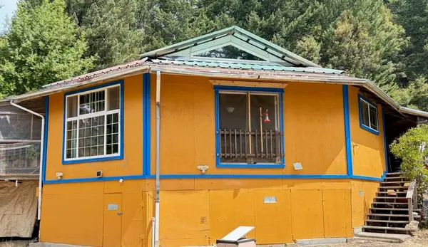 1025 Fisher Road, Honeydew, CA 95545