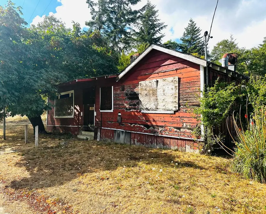38819 Kneeland Road, Bridgeville, CA 95526 - #3