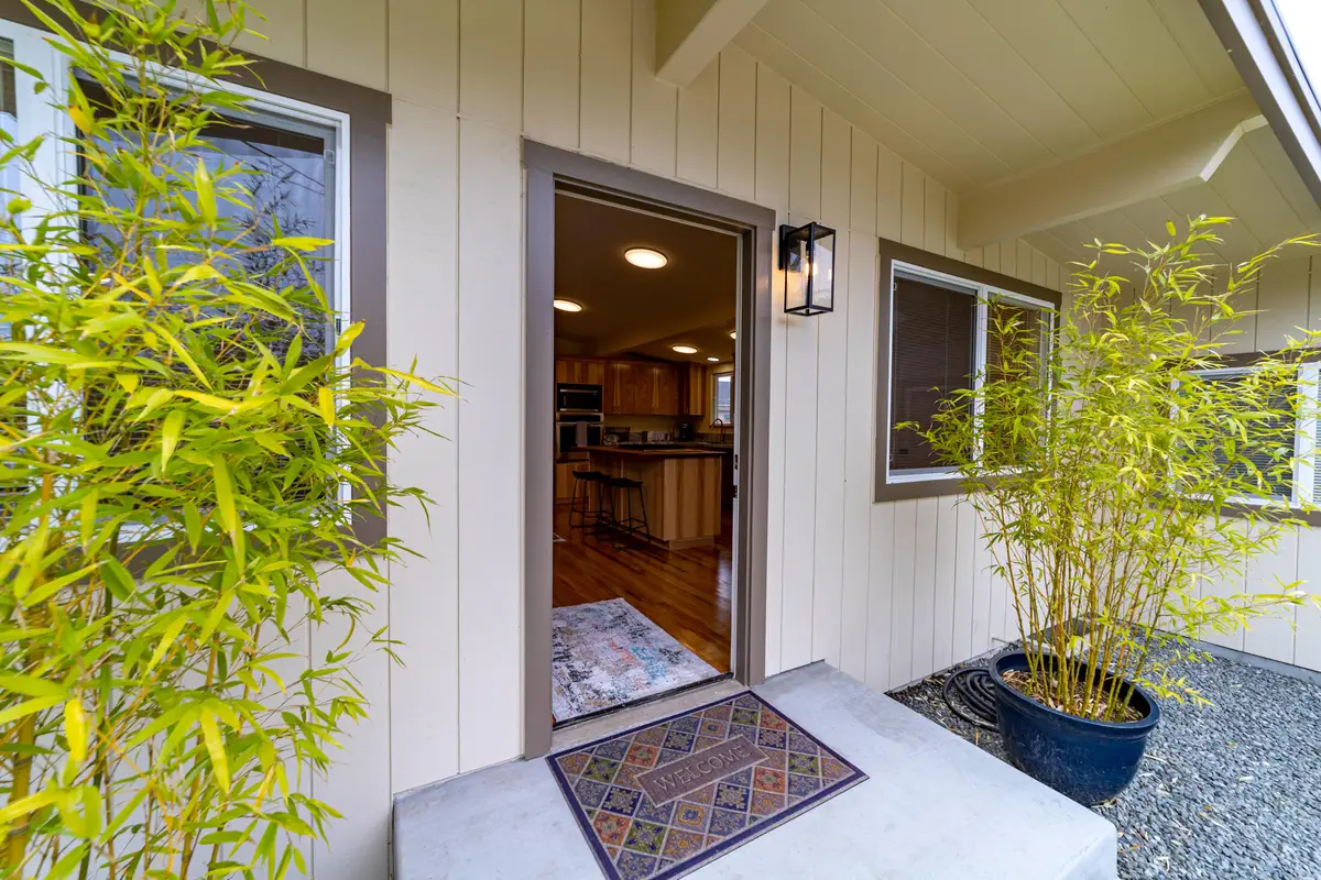 1732 L Street, Eureka, CA 95501 - #1