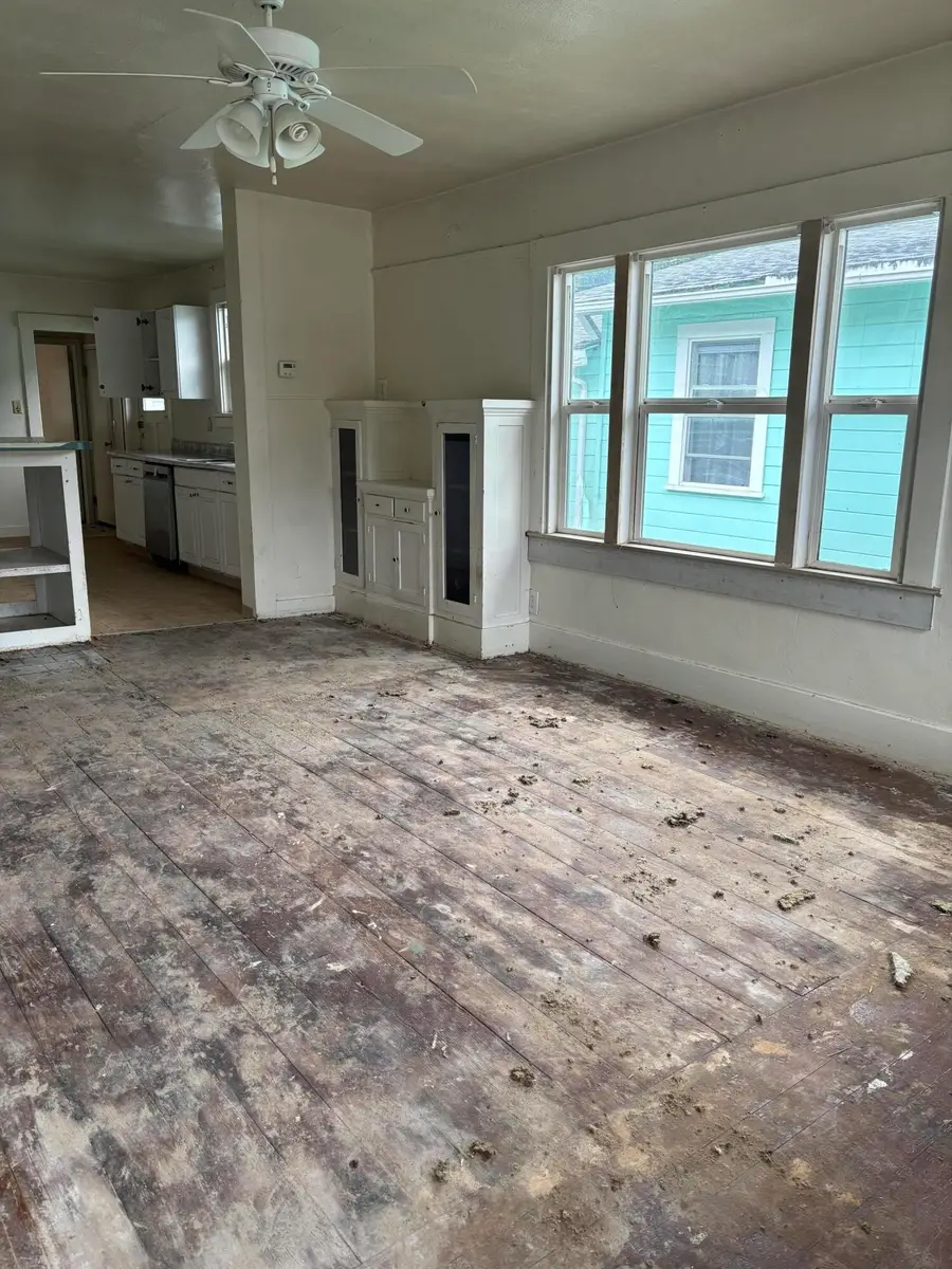 3561 F Street, Eureka, CA 95501 - #3