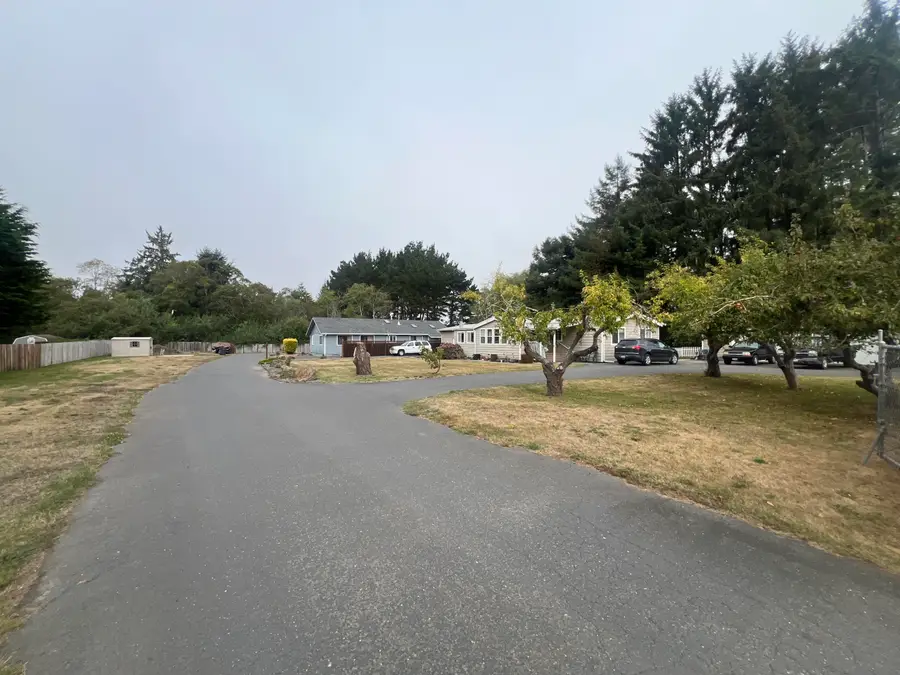 1505 Fawn Lane, McKinleyville, CA 95519 - #3