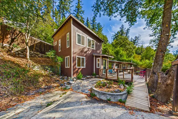 1654 Orchard Lane, Garberville, CA 95542