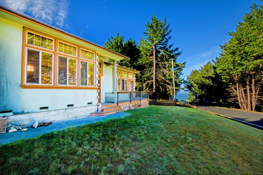 6 Fawn Drive, Shelter Cove, CA 95589 - #3