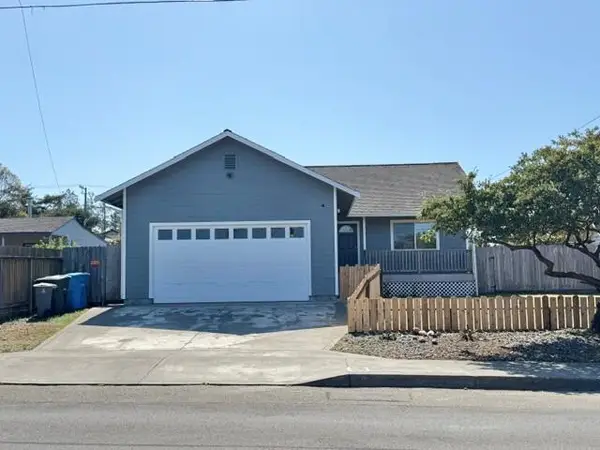 1221 Mccullens Avenue, Eureka, CA 95503