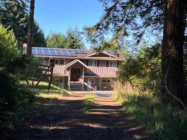 7305 Berta Road, Eureka, CA 95503