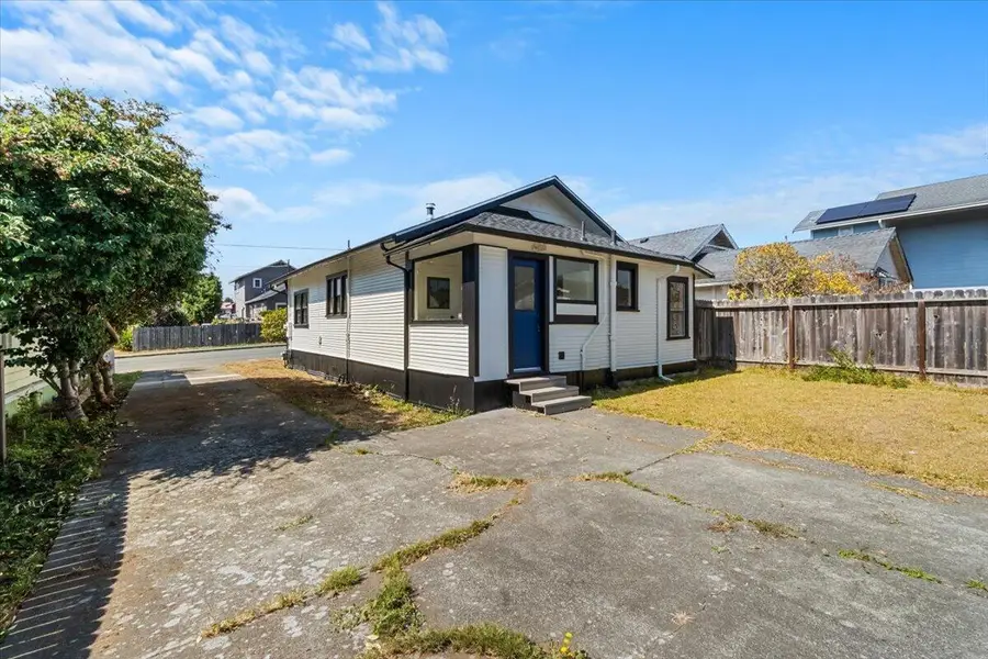 1721 West Avenue, Eureka, CA 95501 - #3