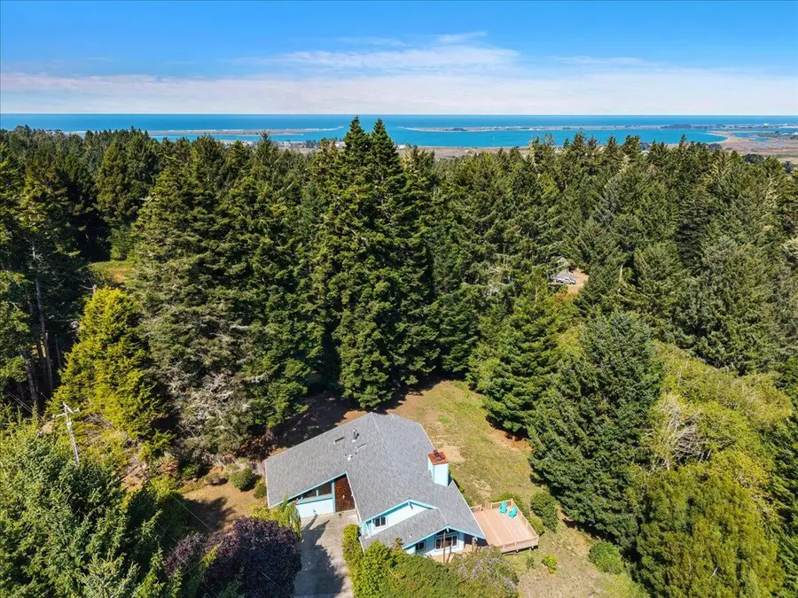 6827 Linda Road, Humboldt Hill, CA 95503 - #3