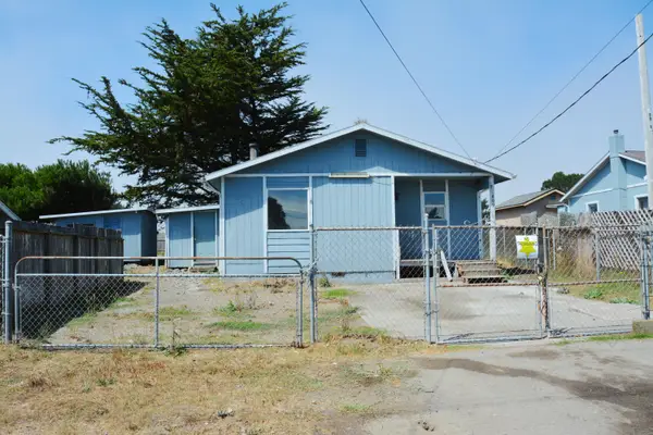 1809 Peninsula Drive, Arcata, CA 95521