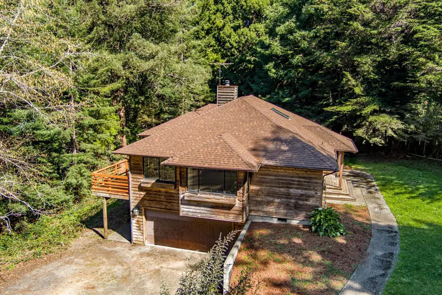 230 Blue Blossom Lane, Freshwater, CA 95503 - #2