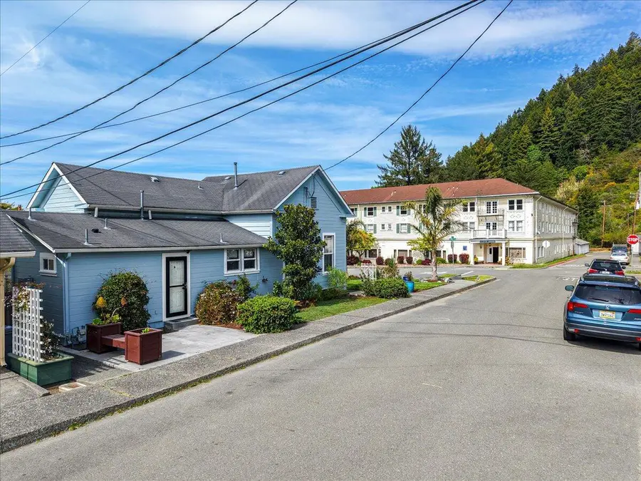 355 Eddy Street, Scotia, CA 95565 - #3