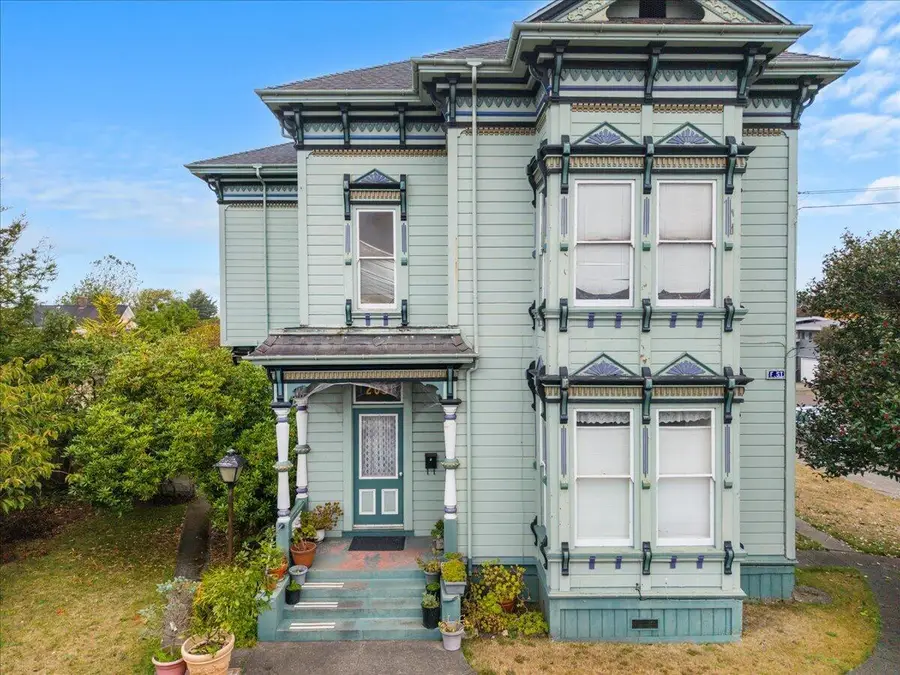 2031 F Street, Eureka, CA 95501 - #3
