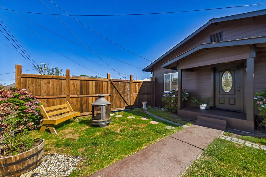 3303 Summer Street, Eureka, CA 95503 - #3