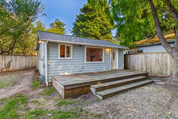 4627 Campton Road, Eureka, CA 95503